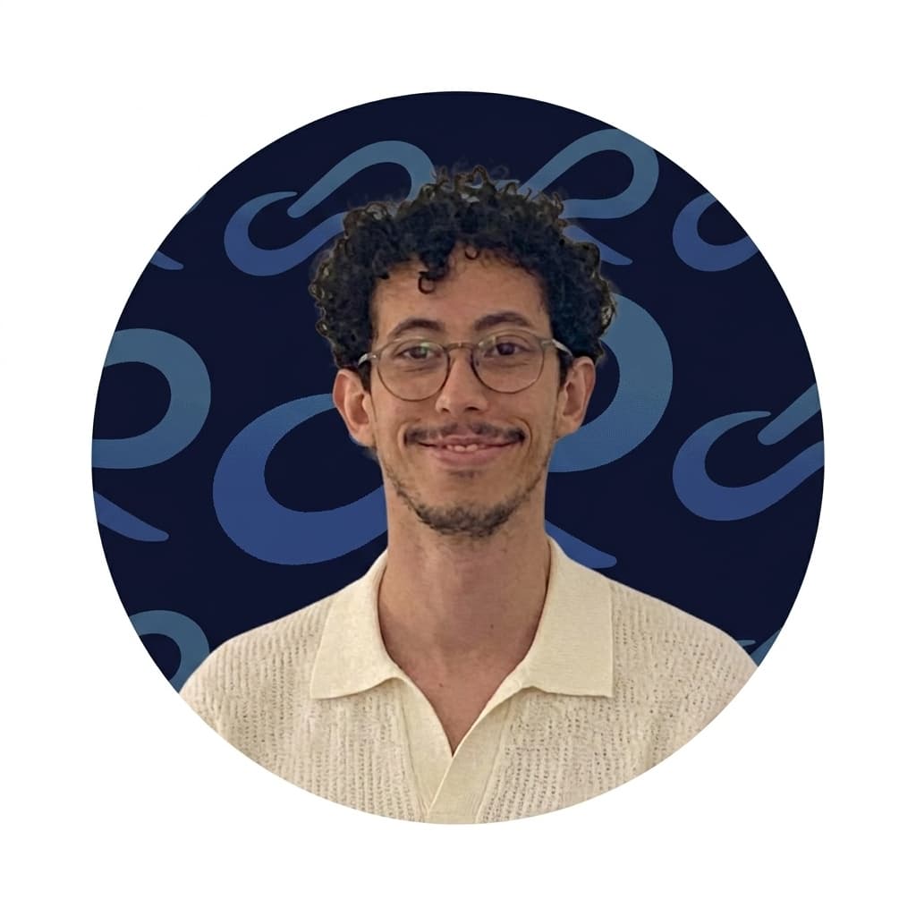 Adam Aubier - Fondateur & CEO de RLYNK - Expert en Intelligence Relationnelle